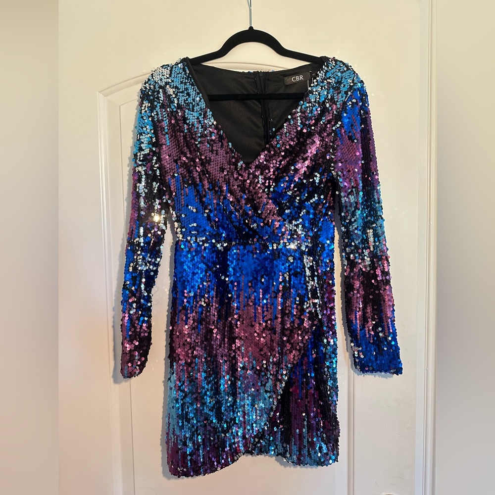 sprarkly dress